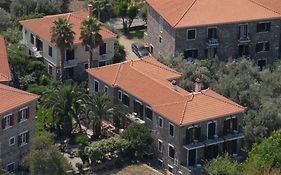 Hotel Άδωνις